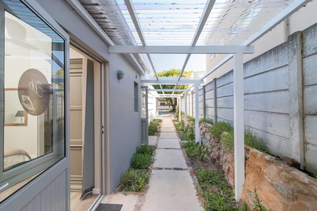 Ebb Apartment Knysna Bagian luar foto
