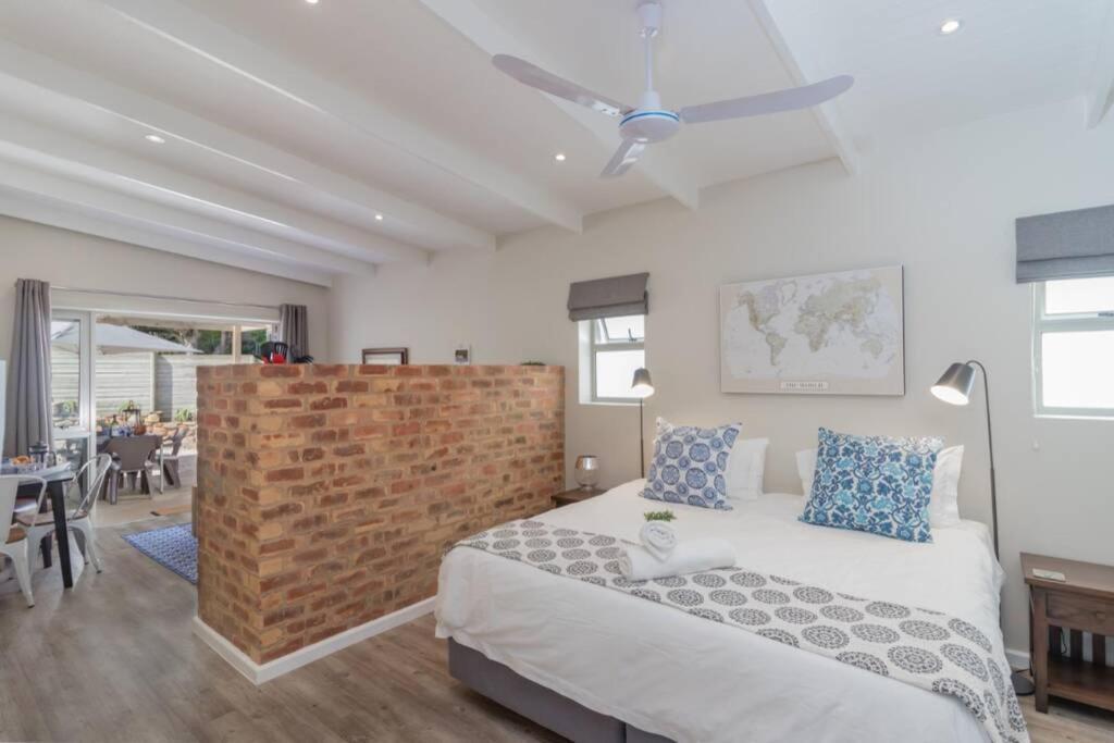 Ebb Apartment Knysna Bagian luar foto