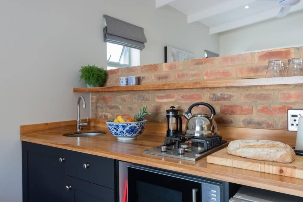 Ebb Apartment Knysna Bagian luar foto